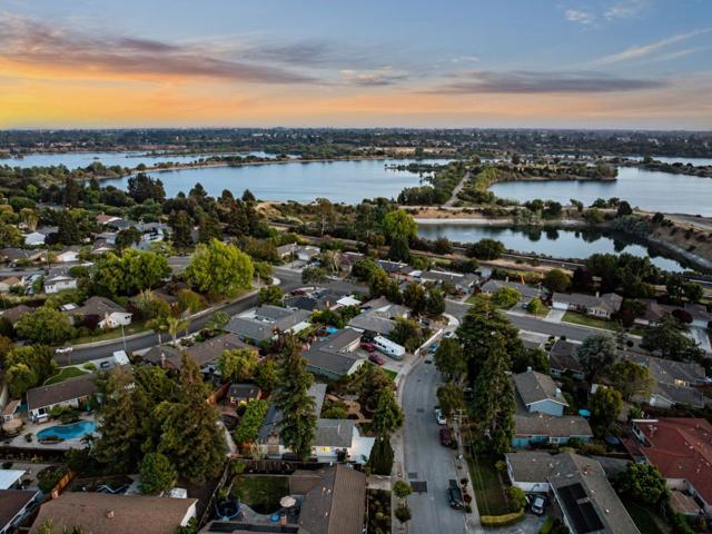 934 Hickory Way, Fremont CA: https://media.crmls.org/mediaz/b0de7b50-de38-4a00-bad5-5121b6f27b2c.jpg