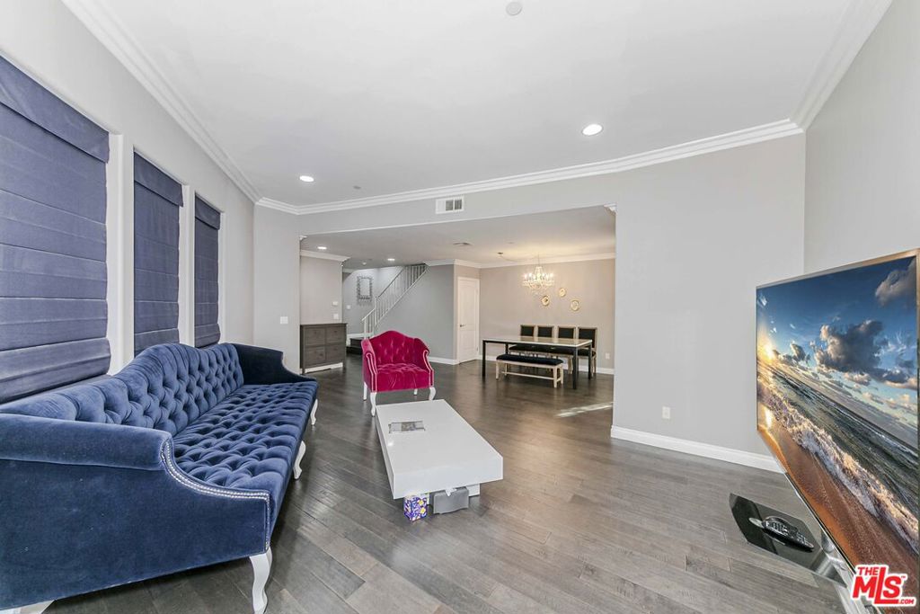 B0De9449 9Eb7 4292 9987 1B022F81D640 2743 Montrose Avenue #110, Montrose, Ca 91020 &Lt;Span Style='BackgroundColor:transparent;Padding:0Px;'&Gt; &Lt;Small&Gt; &Lt;I&Gt; &Lt;/I&Gt; &Lt;/Small&Gt;&Lt;/Span&Gt;