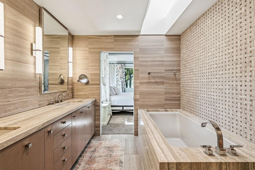 MLS #219137212DA image #28