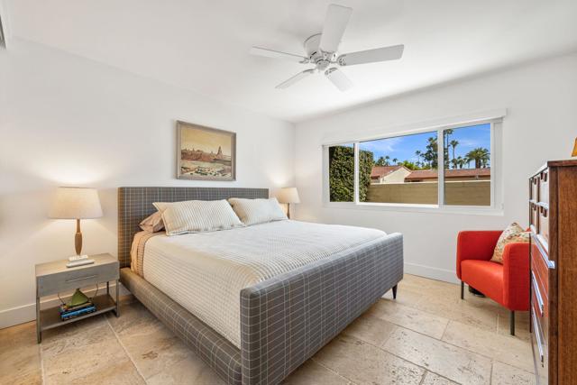 2077 S Caliente Drive, Palm Springs CA: https://media.crmls.org/mediaz/b0e02dcd-8bb9-4735-9214-90932ff1bbd0.jpg