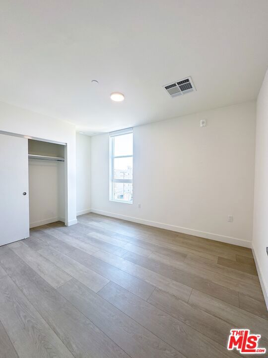 1106 S Kenmore Avenue, Los Angeles CA: https://media.crmls.org/mediaz/b0e065f2-f6c6-43eb-8aae-eb4202d9d6c7.jpg