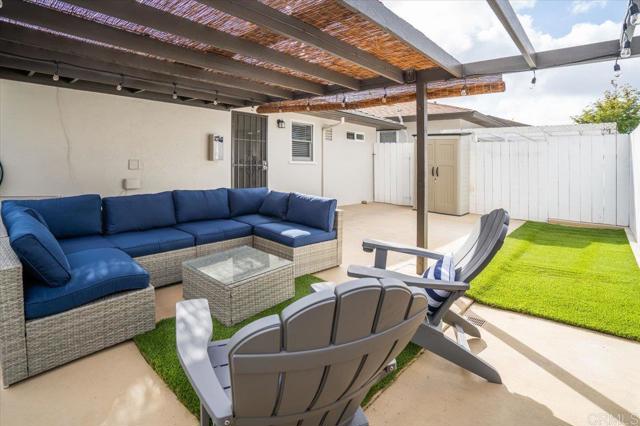 2604 06 Juan Street, San Diego CA: https://media.crmls.org/mediaz/b0e06b43-e3fb-4e3c-a90f-e7ec1eafabbc.jpg