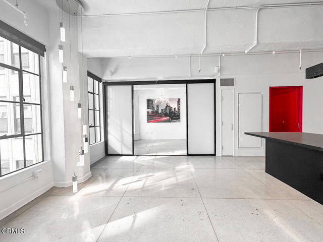 746 S Los Angeles Street, Los Angeles CA: https://media.crmls.org/mediaz/b0e105d2-82d9-4127-96d9-bc35833f2942.jpg