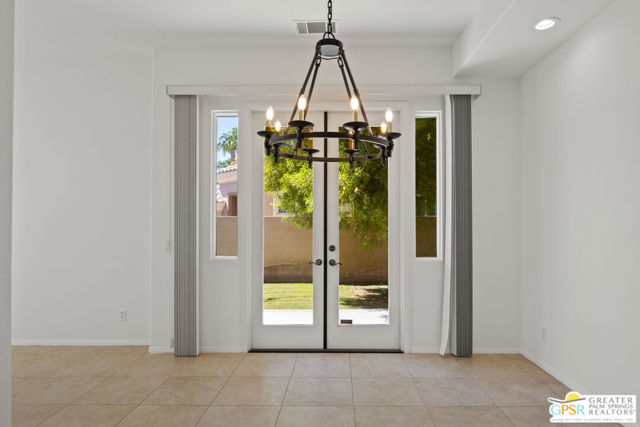 Image 10 of 34 For 64 Vista Mirage Way