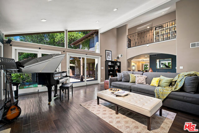 4 Bed Home for Sale in Encino, California