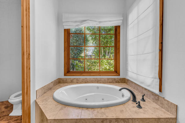 Image 37 of 56 For 83073 Shore Drive