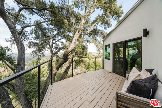 2002 Tuna Canyon Road, Topanga CA: https://media.crmls.org/mediaz/b0e3a243-0f4e-4880-8c17-d5d9c56690ce.jpg