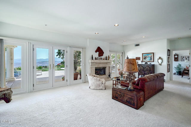 11848 Presilla Road, Camarillo CA: https://media.crmls.org/mediaz/b0e3ac0a-5f26-435f-91ee-7b0e7daca873.jpg