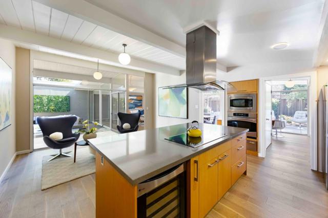 868 Somerset Drive, Sunnyvale CA: https://media.crmls.org/mediaz/b0e3e8e1-fc1f-481b-8197-6fa42262e9b8.jpg