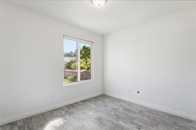 Detail Gallery Image 12 of 44 For 302 Worthington St, Spring Valley,  CA 91977 - 3 Beds | 2 Baths