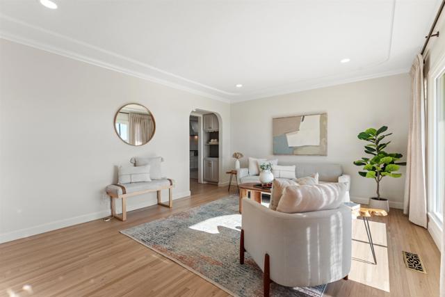 Detail Gallery Image 9 of 53 For 181 Corte Maria Ave, Chula Vista,  CA 91910 - 3 Beds | 2 Baths