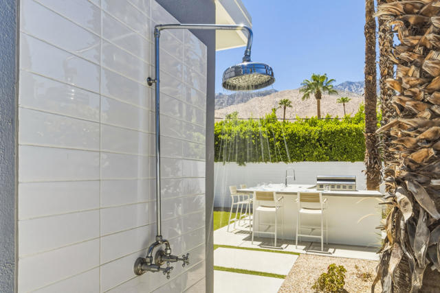 1877 S Navajo Drive, Palm Springs, CA 92264