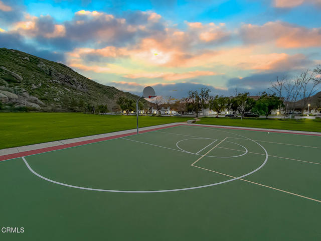 Detail Gallery Image 28 of 34 For 246 San Miguel Island Dr, Camarillo,  CA 93012 - 4 Beds | 2/1 Baths