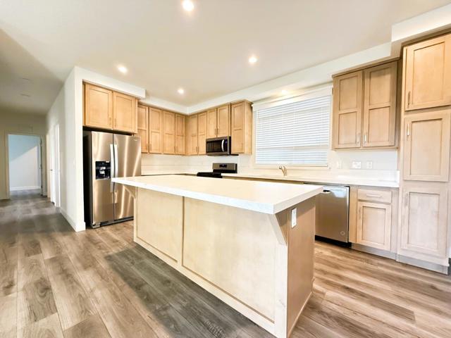 445 N Capitol Avenue, San Jose CA: https://media.crmls.org/mediaz/b0e62799-4805-4b18-942a-53dd05ccbc17.jpg