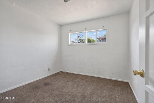 342 E Hemlock Street, Oxnard CA: https://media.crmls.org/mediaz/b0e65a8b-ba0b-4bdf-ad05-0f7f3c7d55a8.jpg