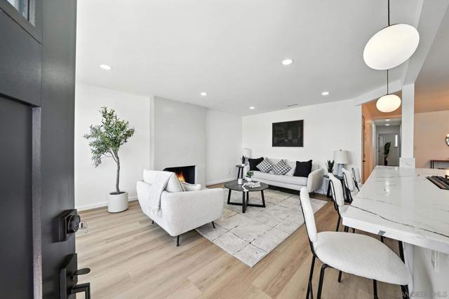 7114 Astoria St, San Diego CA: https://media.crmls.org/mediaz/b0e69531-ff70-4a02-86a9-578438c6ae3d.jpg
