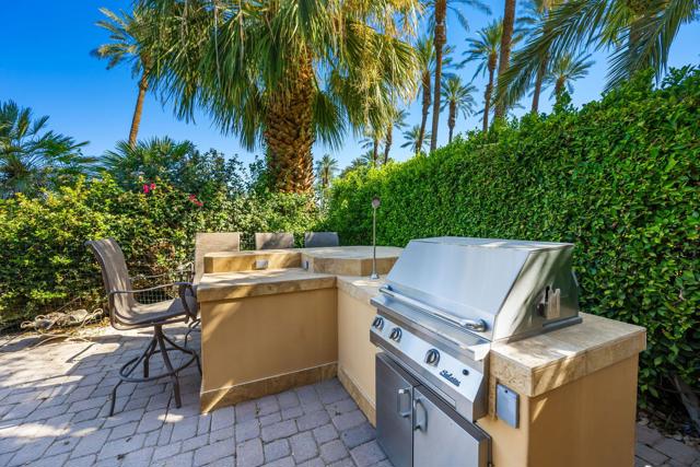 81874 Couples Court, La Quinta CA: https://media.crmls.org/mediaz/b0e8f9af-3b27-437c-a0b3-4a567dfe1fb2.jpg