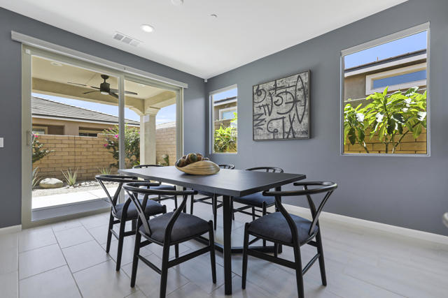 78783 Fortuna Place, Palm Desert CA: https://media.crmls.org/mediaz/b0e93814-a8e0-4619-a9bb-a1b540b5b670.jpg