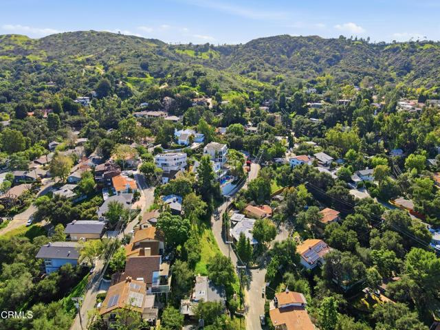 Detail Gallery Image 14 of 48 For 4304 Saltillo St, Los Angeles,  CA 91364 - 2 Beds | 2 Baths