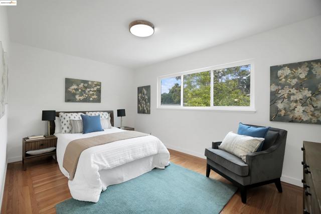 4847 Dunkirk Ave, Oakland CA: https://media.crmls.org/mediaz/b0e9d8f7-120b-40bf-82c7-dccf356f1ad0.jpg