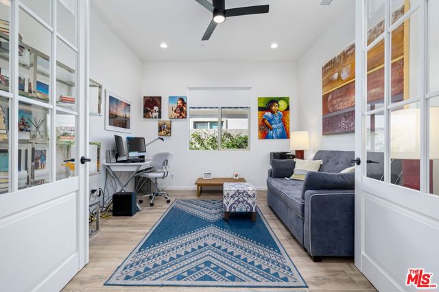 21 Chardonnay, Rancho Mirage CA: https://media.crmls.org/mediaz/b0ea00e6-89c2-44f4-bd9a-367dd49abcad.jpg