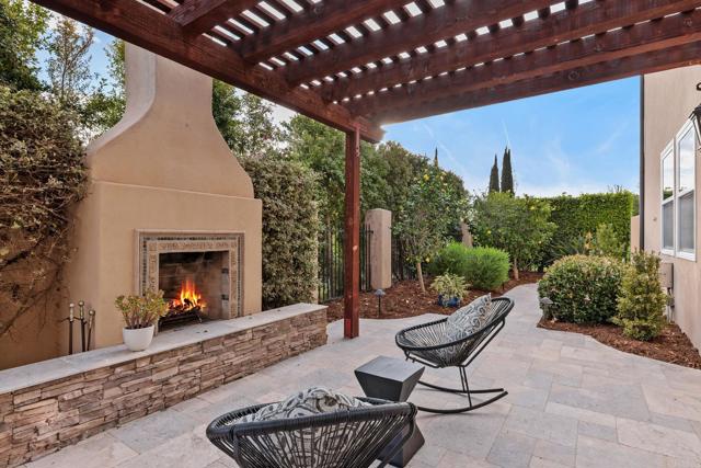 Detail Gallery Image 18 of 74 For 14323 Rancho Santa Fe Lakes Dr, Rancho Santa Fe,  CA 92067 - 5 Beds | 4/1 Baths