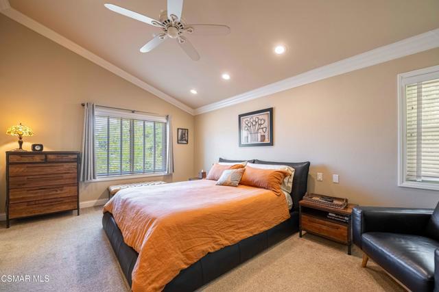 5426 Cedarhaven Drive, Agoura Hills CA: https://media.crmls.org/mediaz/b0ea4f6b-9ad1-4b88-a69f-881af81b9023.jpg