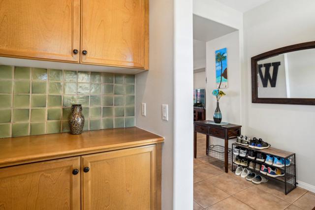 60920 Living Stone Drive, La Quinta CA: https://media.crmls.org/mediaz/b0eadb47-cd5d-4c8d-91c3-513d20c44c4f.jpg