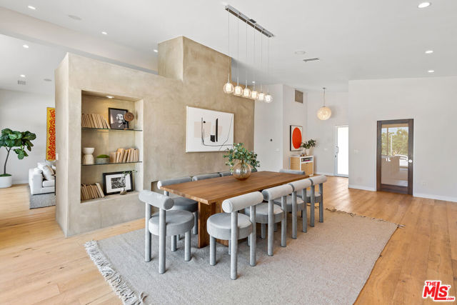 3423 SCADLOCK Lane photo 3