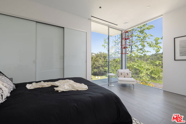 Drew Fenton | 12251 Castlegate Drive Los Angeles CA | MLS: 7060159