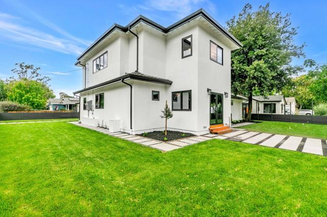 665 Hawthorne Avenue, Campbell CA: https://media.crmls.org/mediaz/b0eb5cae-2d9b-4343-b320-6caaef11e47d.jpg