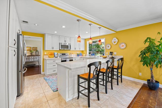 2702 Jacaranda Avenue, Carlsbad CA: https://media.crmls.org/mediaz/b0ebd85f-ce45-470b-980b-963a304463b3.jpg
