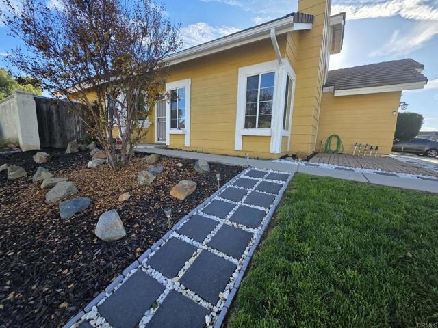 Detail Gallery Image 6 of 31 For 39820 Osprey Rd, Murrieta,  CA 92562 - 3 Beds | 2 Baths