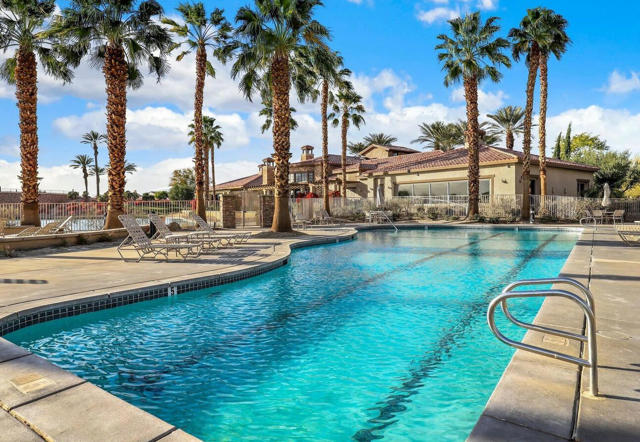 42695 Torno Place, Indio CA: https://media.crmls.org/mediaz/b0ee8f07-a7a3-4d65-a908-0724436a69bc.jpg