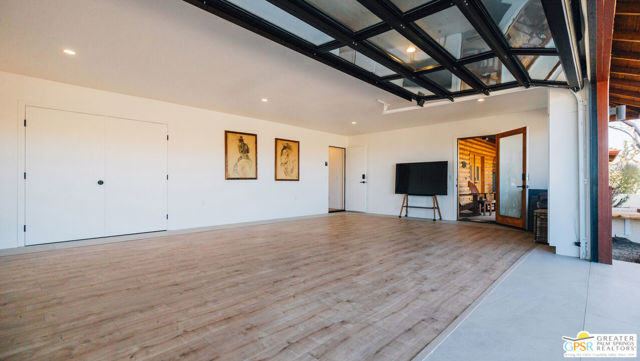 53655 Annie Oakley Road, Pioneertown CA: https://media.crmls.org/mediaz/b0eefa13-0001-4d0a-a194-b91c20c7a05d.jpg