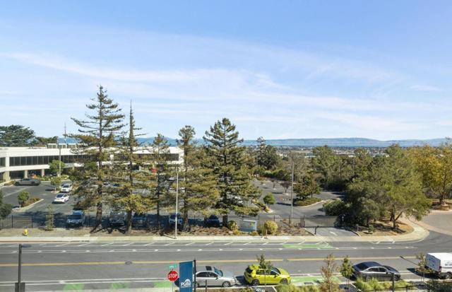 2417 Willow Way, San Mateo CA: https://media.crmls.org/mediaz/b0ef61e6-073b-418a-acc7-380ff7cd1134.jpg