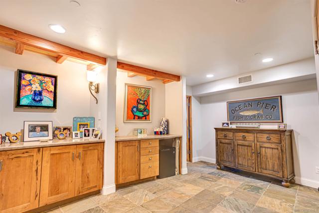 1464 Summit Ave, Cardiff by the Sea CA: https://media.crmls.org/mediaz/b0f02b3f-2455-4871-b668-977f71cfd5b2.jpg