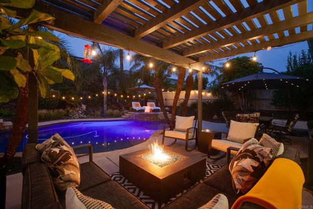 780 Camino Magnifico, San Marcos CA: https://media.crmls.org/mediaz/b0f0b5c6-b968-4242-ad13-30434ecefad2.jpg