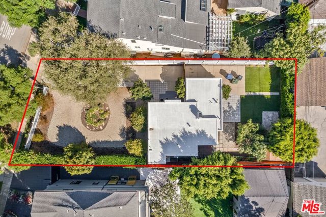 842 Radcliffe Avenue photo 3