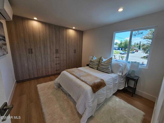 2651 Sirius Street, Thousand Oaks CA: https://media.crmls.org/mediaz/b0f0bbd1-37fb-4b57-9936-2fdc49c359fa.jpg