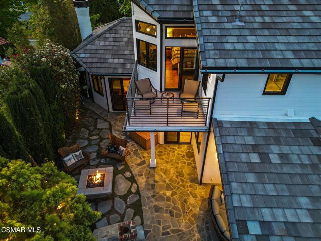 31460 Glenbridge Road, Westlake Village CA: https://media.crmls.org/mediaz/b0f23139-9d64-4152-b7ce-b0c8045b7eb0.jpg