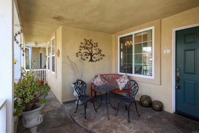 Detail Gallery Image 10 of 74 For 1056 Strawberry Valley, Chula Vista,  CA 91913 - 4 Beds | 2/1 Baths