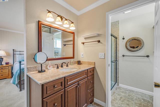 2611 Quail Ct., Union City CA: https://media.crmls.org/mediaz/b0f4c59f-093e-486e-89a1-d98eaf8532a9.jpg