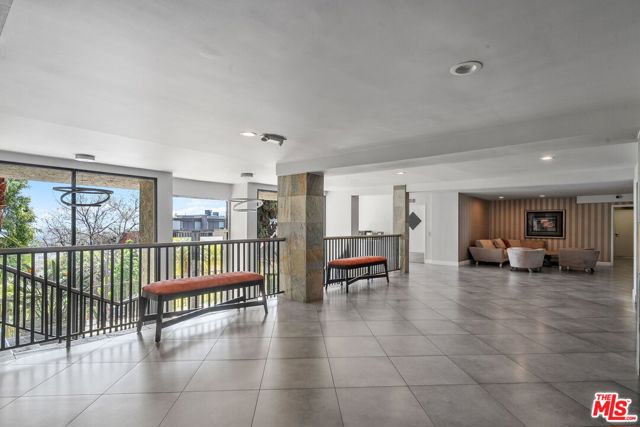 1230 Horn Avenue, West Hollywood CA: https://media.crmls.org/mediaz/b0f51ad0-226f-4c63-b9b2-87ea9d476430.jpg