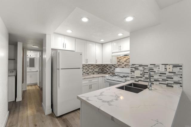 Detail Gallery Image 8 of 18 For 1802 via Las Palmas Unit 37, National City,  CA 91950 - 2 Beds | 2 Baths