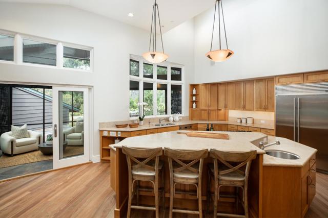 12008 Emerald Hill Lane, Los Altos Hills CA: https://media.crmls.org/mediaz/b0f57ce5-a89d-4b0a-8f23-676c15b4ea4f.jpg
