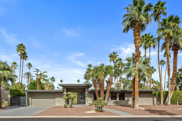 Image 3 of 64 For 1994 Yucca Place