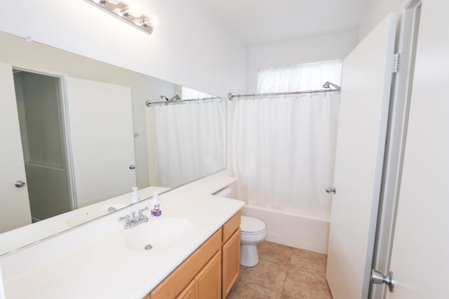 3713 Vista Verde, Palm Springs CA: https://media.crmls.org/mediaz/b0f68e3a-91c6-4a18-b7a4-f212bfcb18b8.jpg