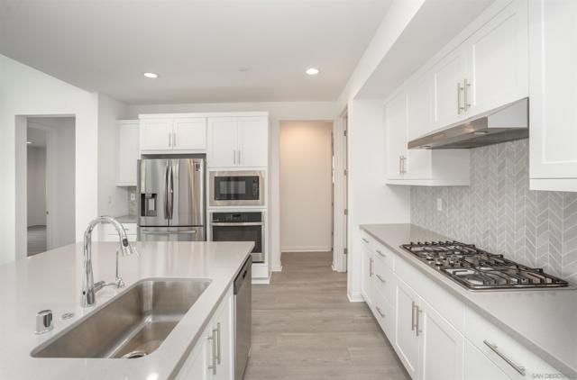 39818 Ninebark Ct, Temecula CA: https://media.crmls.org/mediaz/b0f6c998-946e-414e-9a86-1d4fb03e3faf.jpg