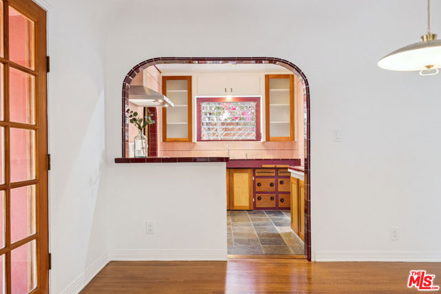 11819 Juniette Street, Culver City CA: https://media.crmls.org/mediaz/b0f6ef1f-2983-4f06-b240-6e046e05f117.jpg